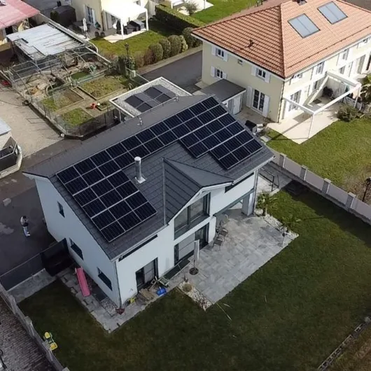 Installation photovoltaïque réalisée par Home Intelligence en Suisse romande